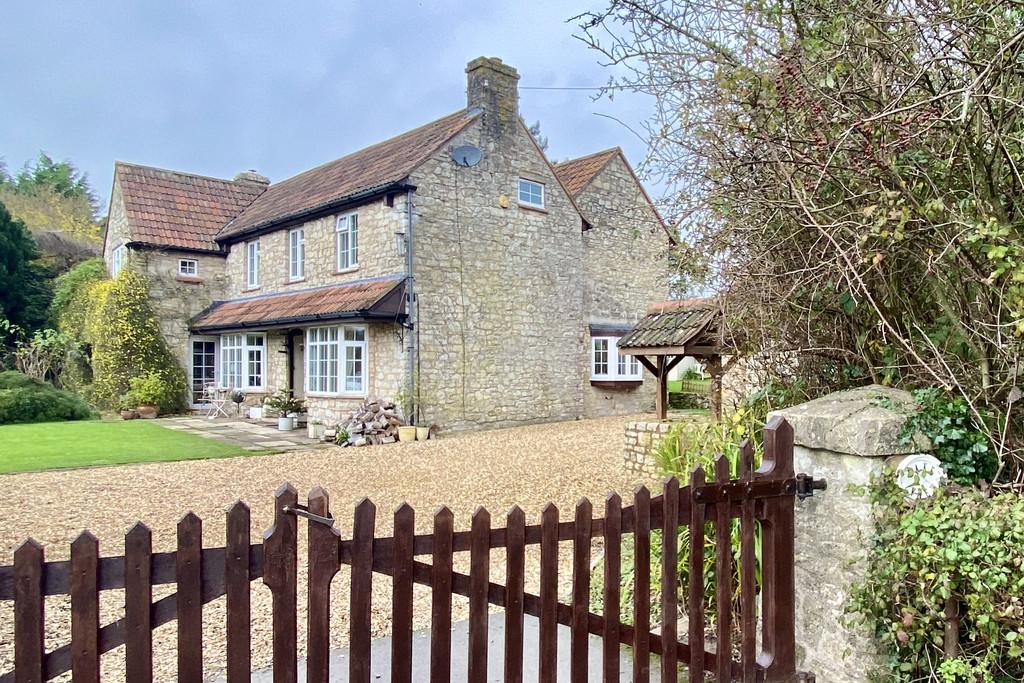 Stoke Hill, Chew Stoke 4 bed detached house £850,000