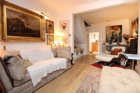 18 Common Road, Claygate, Esher, KT10 0HJ