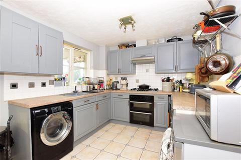 19 Broadlands, Sturry, Canterbury, CT2 0BE