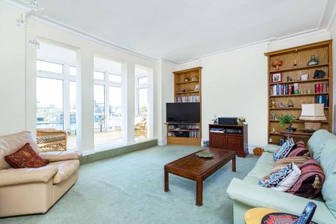102a Lower Ham Road, Kingston Upon Thames, KT2 5BD