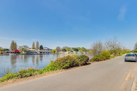 102a Lower Ham Road, Kingston Upon Thames, KT2 5BD