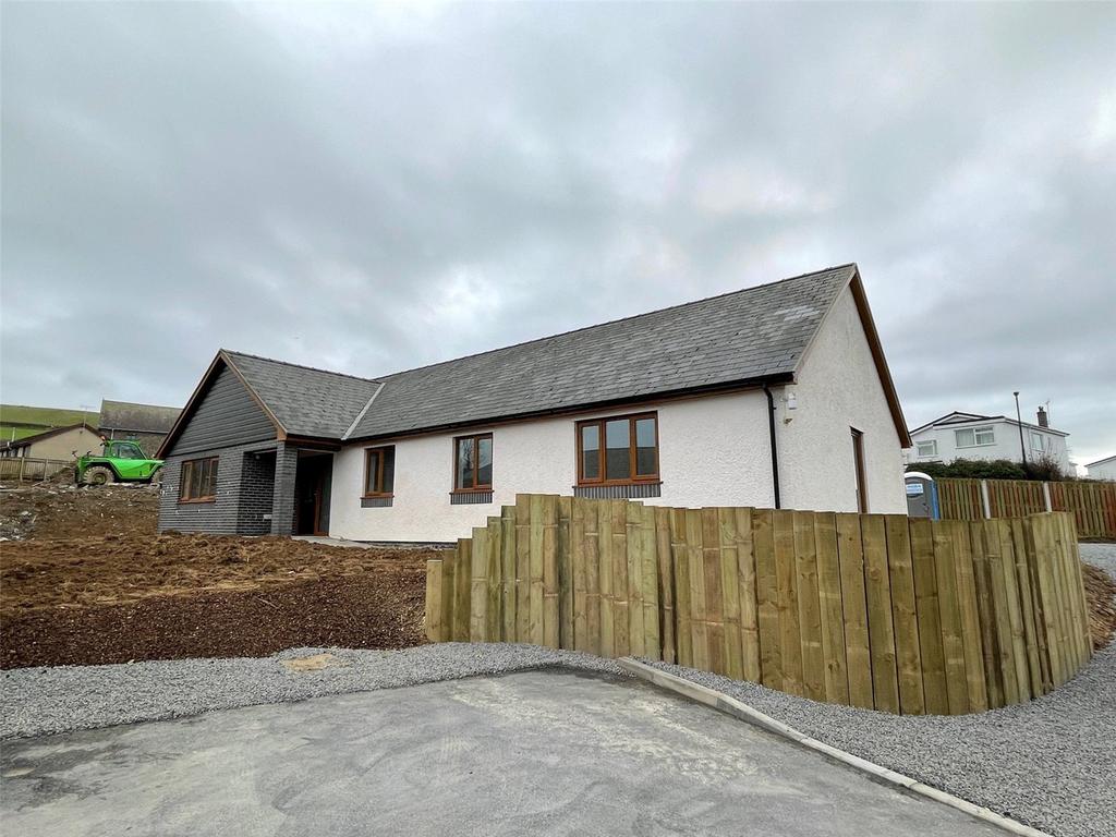 Maesceiro, Bow Street, Aberystwyth, SY24 4 bed bungalow for sale £395,000