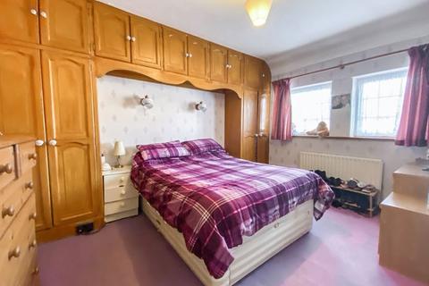 347 Daiglen Drive, South Ockendon, RM15 5AD