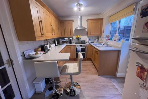32 Crabtree Way, Dunstable, LU6 1UR