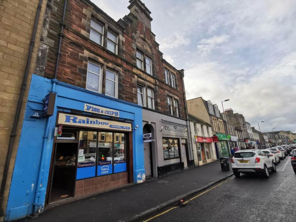 High Street, Musselburgh, East Lothian 1 bed flat £500 pcm (£115 pw)