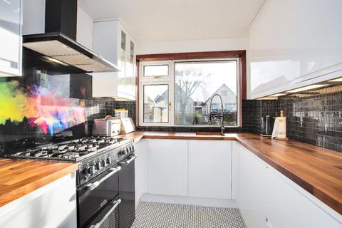 37 Ash Grove, Perth, PH1 1DR