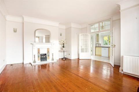 Garden Flat 1, Greenways Court, 77 Kennel Ride, Ascot, SL5 7NU