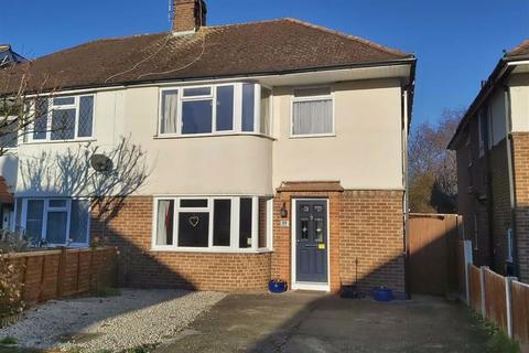 99 Mayfield Drive, Caversham, Reading, RG4 5JR