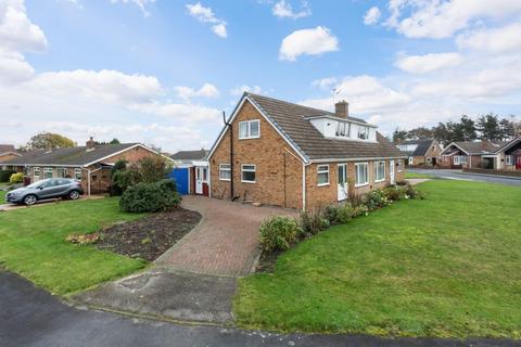 2 Springfield Drive, Barlby, Selby, YO8 5JN