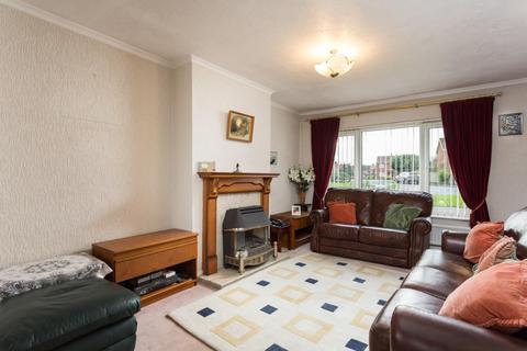 2 Springfield Drive, Barlby, Selby, YO8 5JN