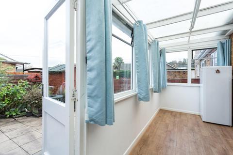 2 Springfield Drive, Barlby, Selby, YO8 5JN