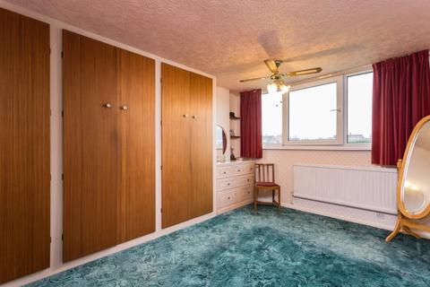 2 Springfield Drive, Barlby, Selby, YO8 5JN
