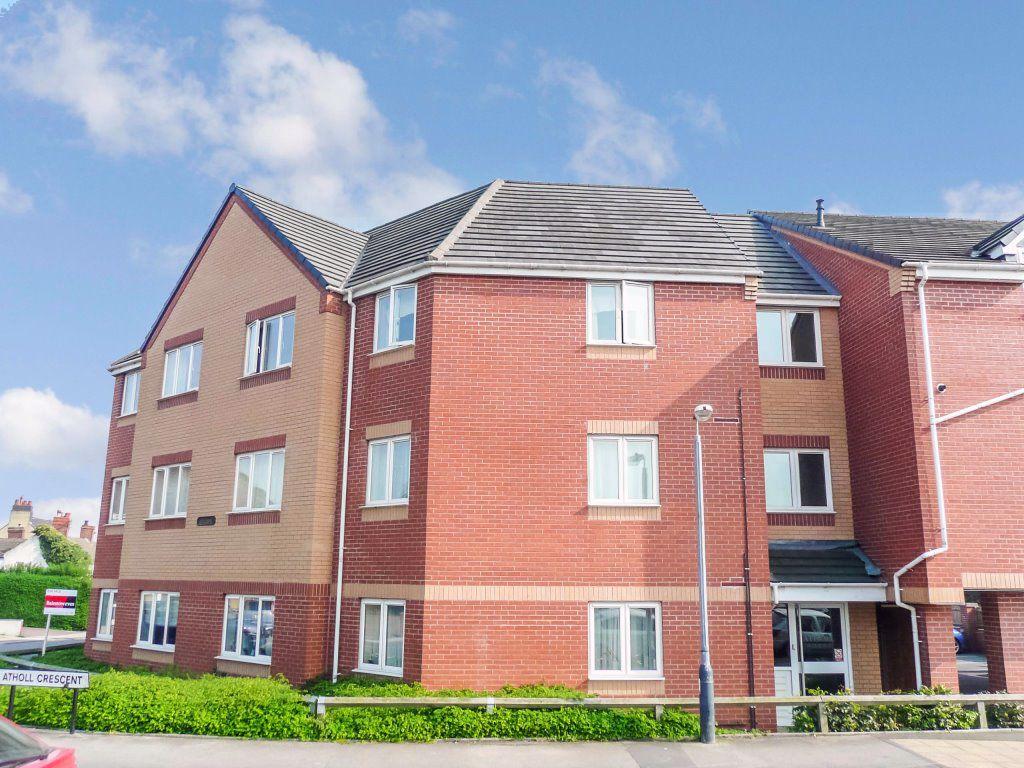 Atholl Court, Heath End Road, Nuneaton, CV10 7HA 2 bed flat to rent £