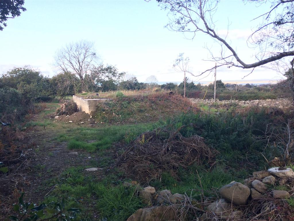 Rhostryfan, Caernarfon Land £20,000