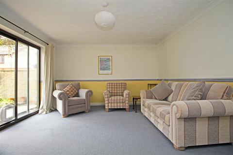 29 Bignor Close, Horsham, RH12 5JQ
