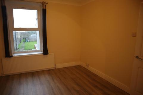 29 Danlan Road, Pembrey, Burry Port, SA16 0UF