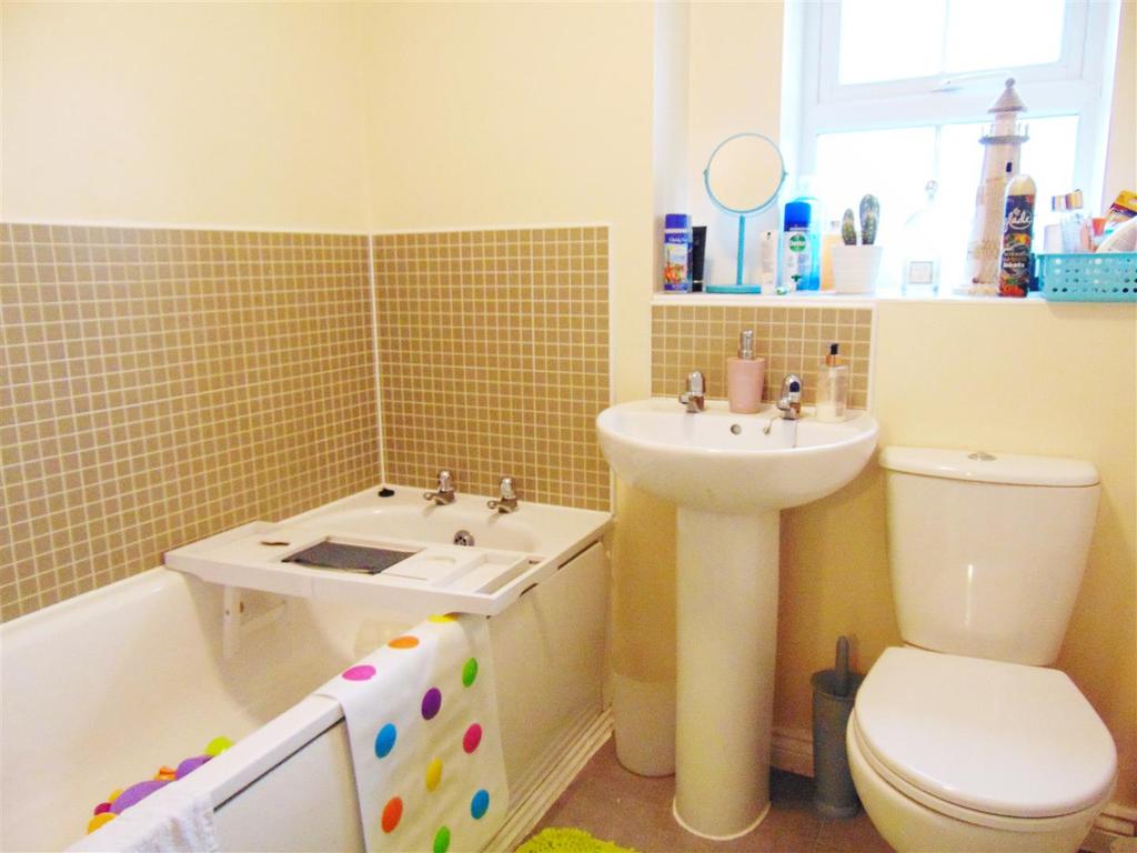 Bathroom.jpg