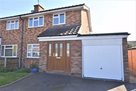 7 Broadfield Crescent, Fernhill Heath, Worcester, WR3 7TN
