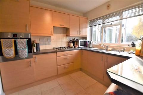7 Broadfield Crescent, Fernhill Heath, Worcester, WR3 7TN