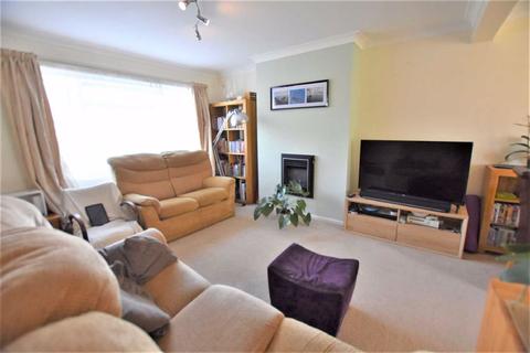 7 Broadfield Crescent, Fernhill Heath, Worcester, WR3 7TN