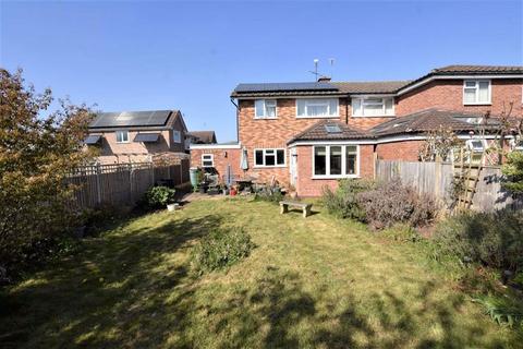 7 Broadfield Crescent, Fernhill Heath, Worcester, WR3 7TN