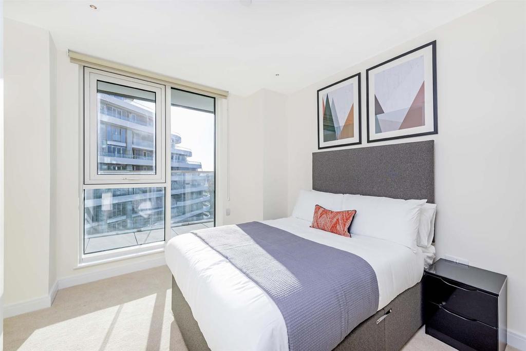 7043 garton jones 28 cascade building 7 lo.jpg