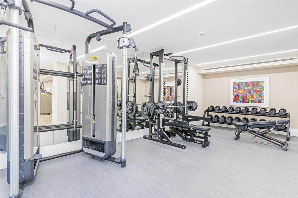 9370 garton jones vista building 1 lo.jpg
