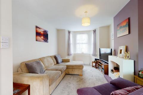 2 Invicta Road, Folkestone, CT19 6EY