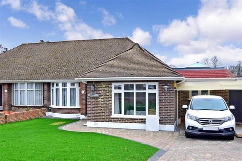7 Chertsey Close, Kenley, CR8 5LN