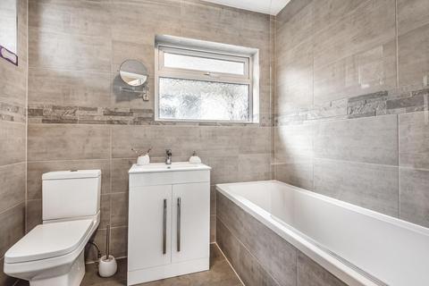 9 Fairfax Road, Woking, GU22 9HN
