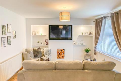2 Lynton Road, Bristol, BS3 5LX