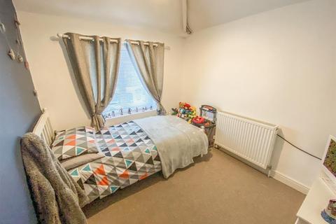 2 Lynton Road, Bristol, BS3 5LX