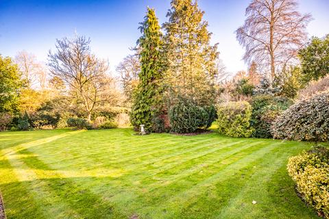 The Spinney Manor Road, Goring, Reading, RG8 9ED