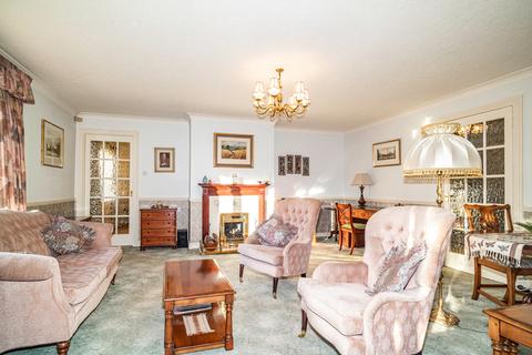 The Spinney Manor Road, Goring, Reading, RG8 9ED