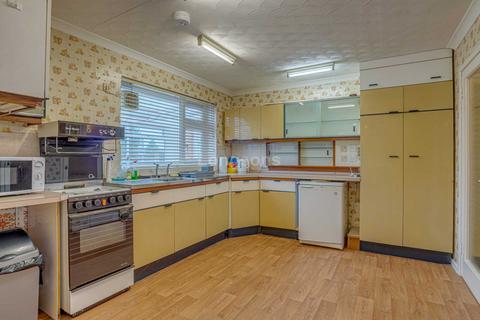 30 Mount Close, Swaffham, PE37 7NQ