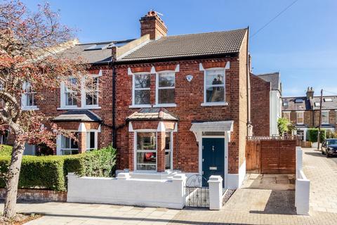 19 Hearne Road, London, W4 3NJ