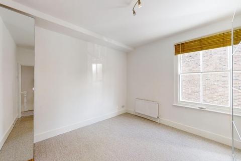 19 Hearne Road, London, W4 3NJ