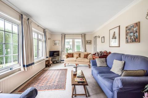 50 Commonfields, West End, Woking, GU24 9JA