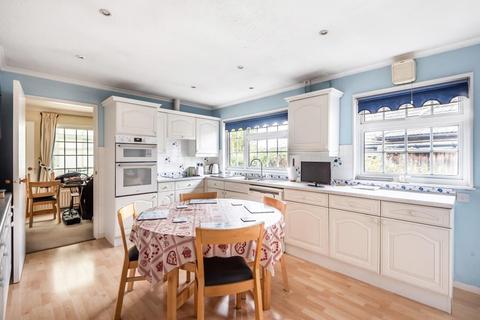 50 Commonfields, West End, Woking, GU24 9JA