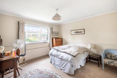 50 Commonfields, West End, Woking, GU24 9JA