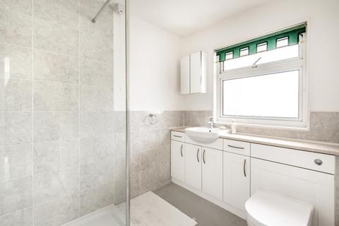 50 Commonfields, West End, Woking, GU24 9JA