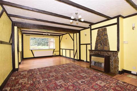 5 Marden Road, Rochester, ME2 4QL