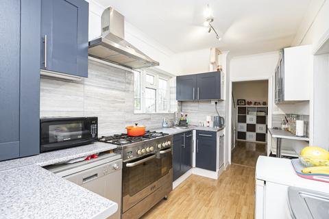 67 Centre Drive, Epping, CM16 4JF