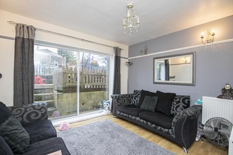 67 Centre Drive, Epping, CM16 4JF