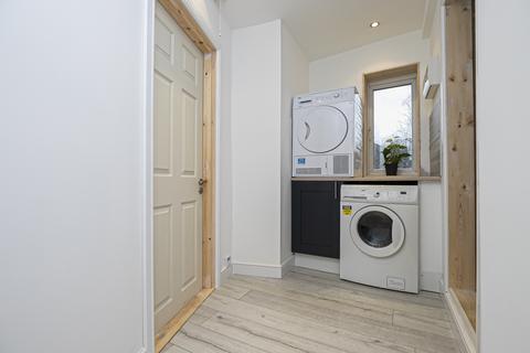 67 Centre Drive, Epping, CM16 4JF