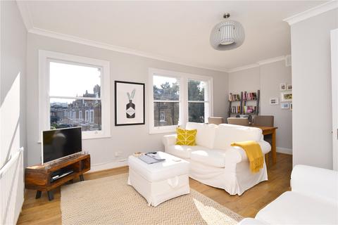 12c The Gardens, London, SE22 9QD