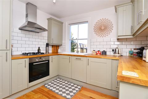 12c The Gardens, London, SE22 9QD
