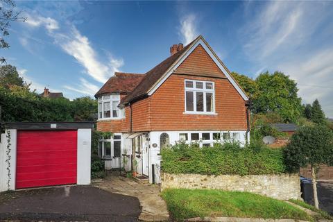 2 Museum Hill, Haslemere, GU27 2JR