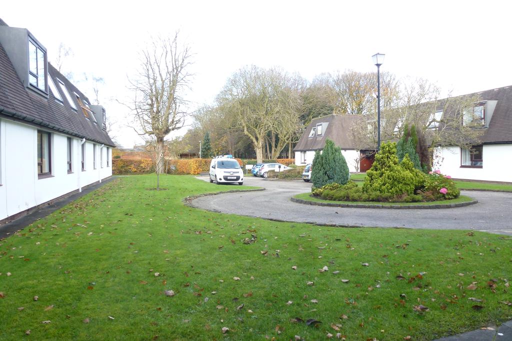CHESTNUT COURT, LEYLAND PR25 1 bed retirement property £115,000