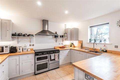 36 Alison Way, Winchester, SO22 5BT